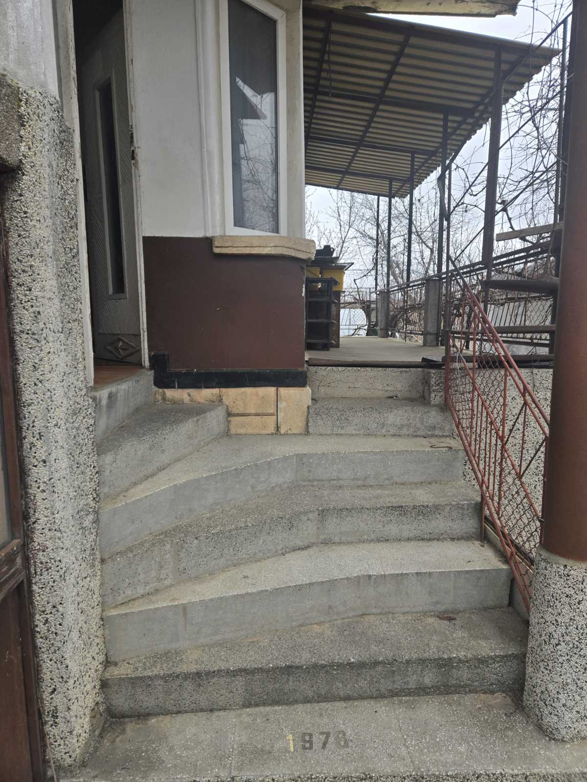 ДВЕ КЪЩИ НА ЕДНА ЦЕНА - 4