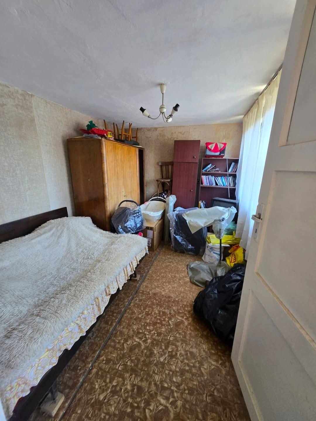 Вила с ток и вода  местност акациите касева чешма