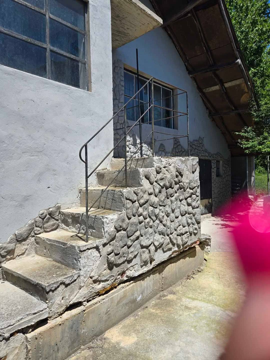 Вила с ток и вода  местност акациите касева чешма - 3