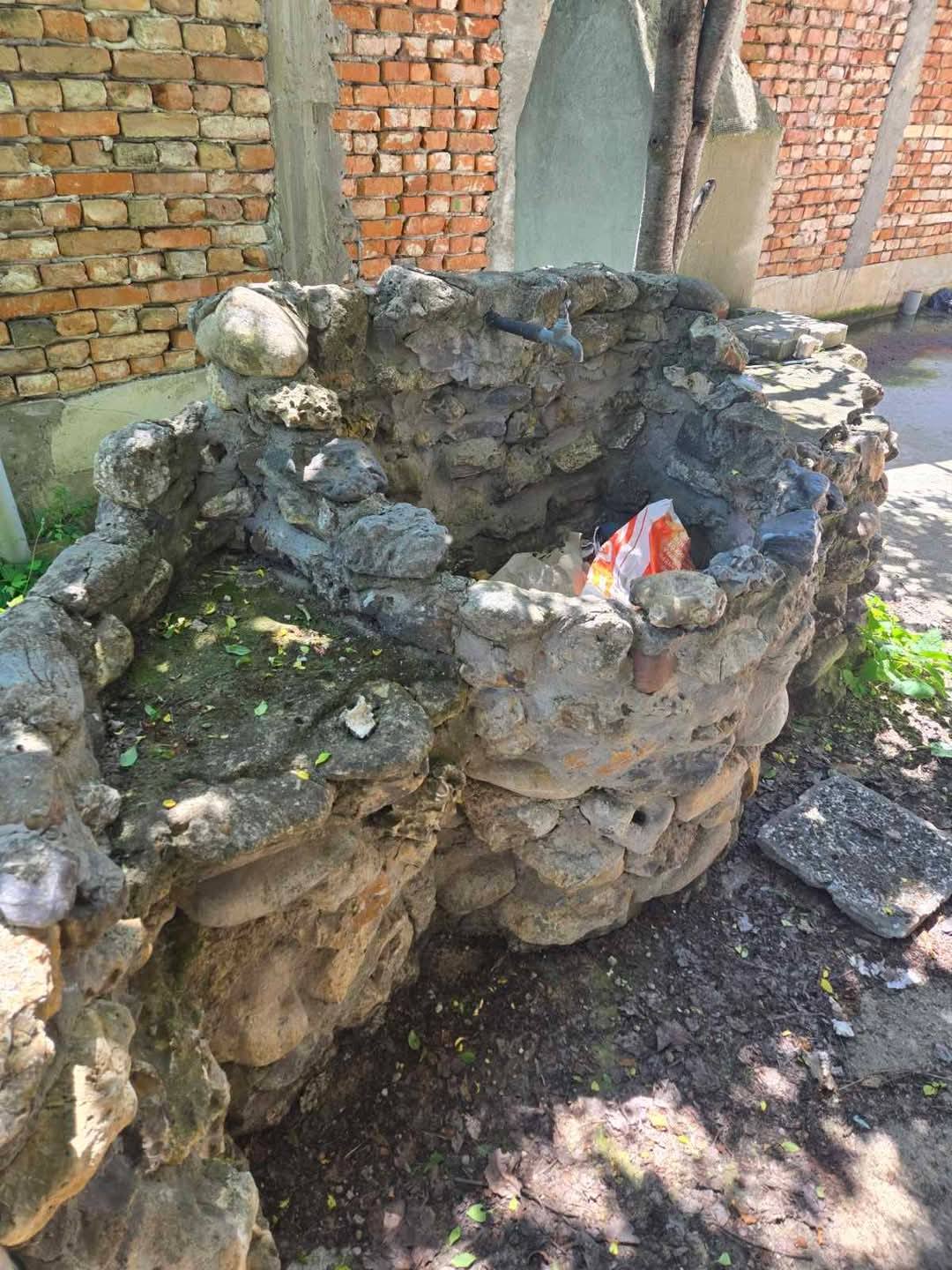 Вила с ток и вода  местност акациите касева чешма - 4