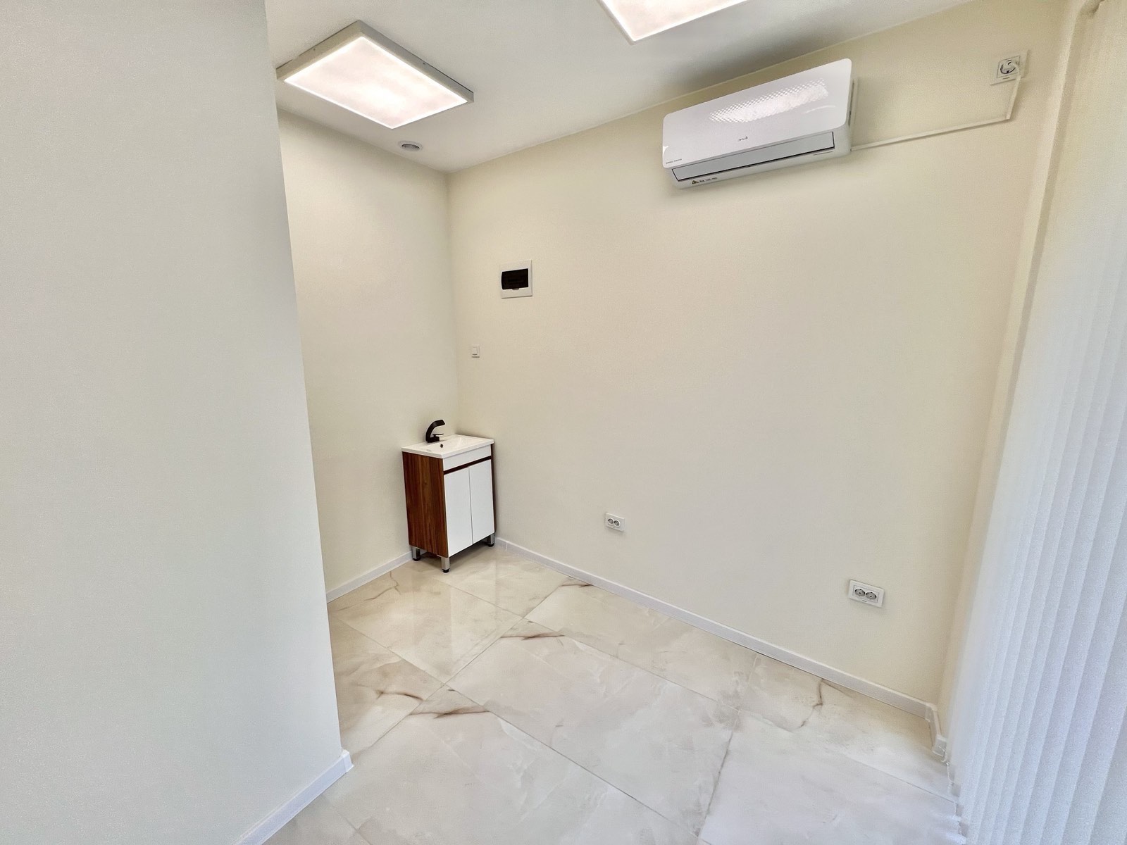 ОФИС КВ. ЯЛТА