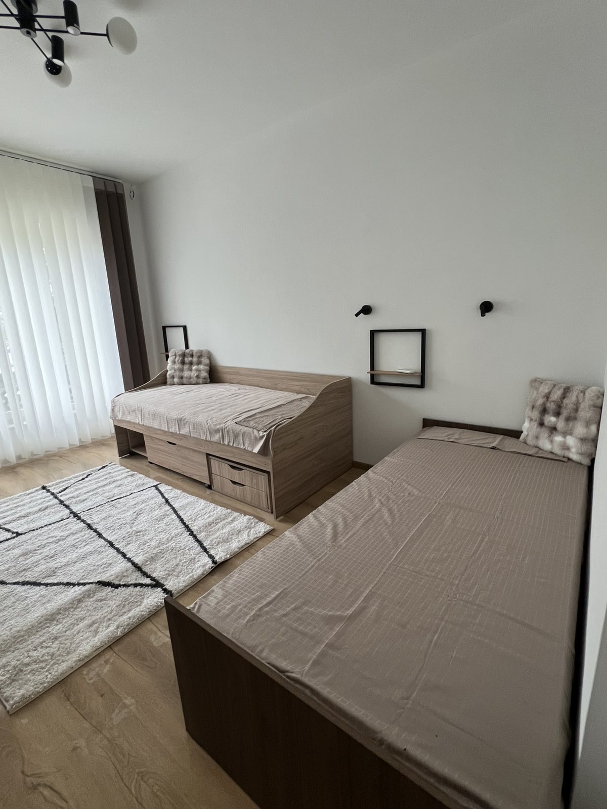 Двуспален апартамент кв. Възраждане до Локомотив - 6