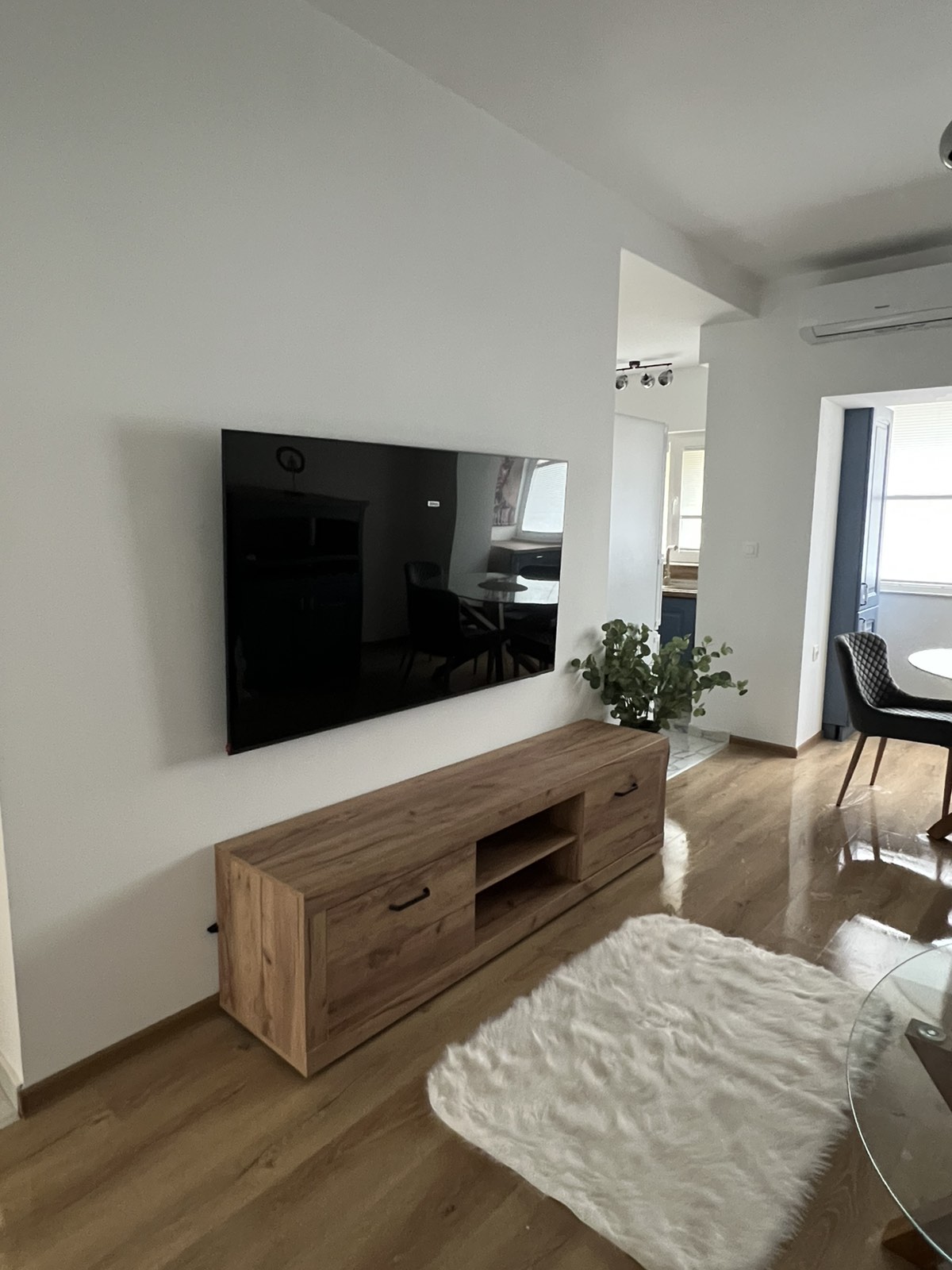 Двуспален апартамент кв. Възраждане до Локомотив - 10