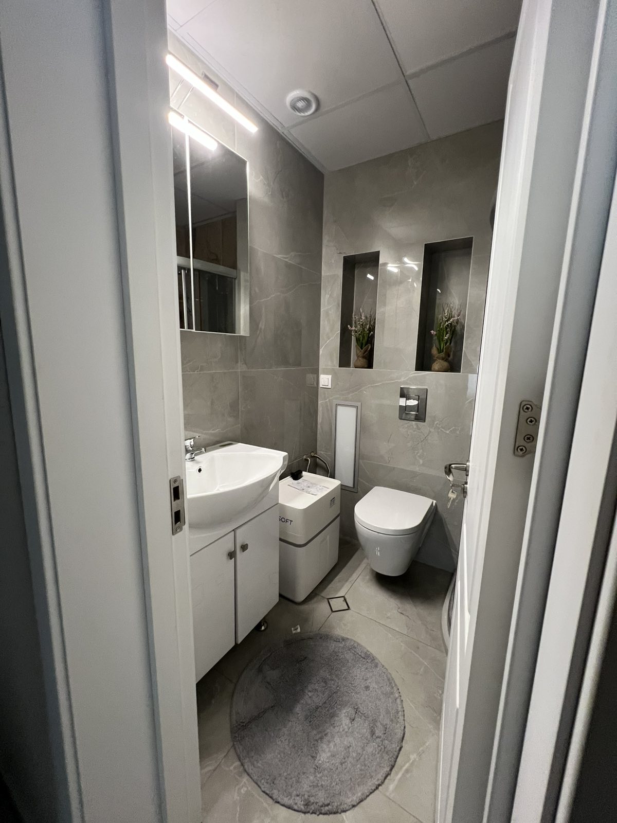 Двуспален апартамент кв. Възраждане до Локомотив - 15