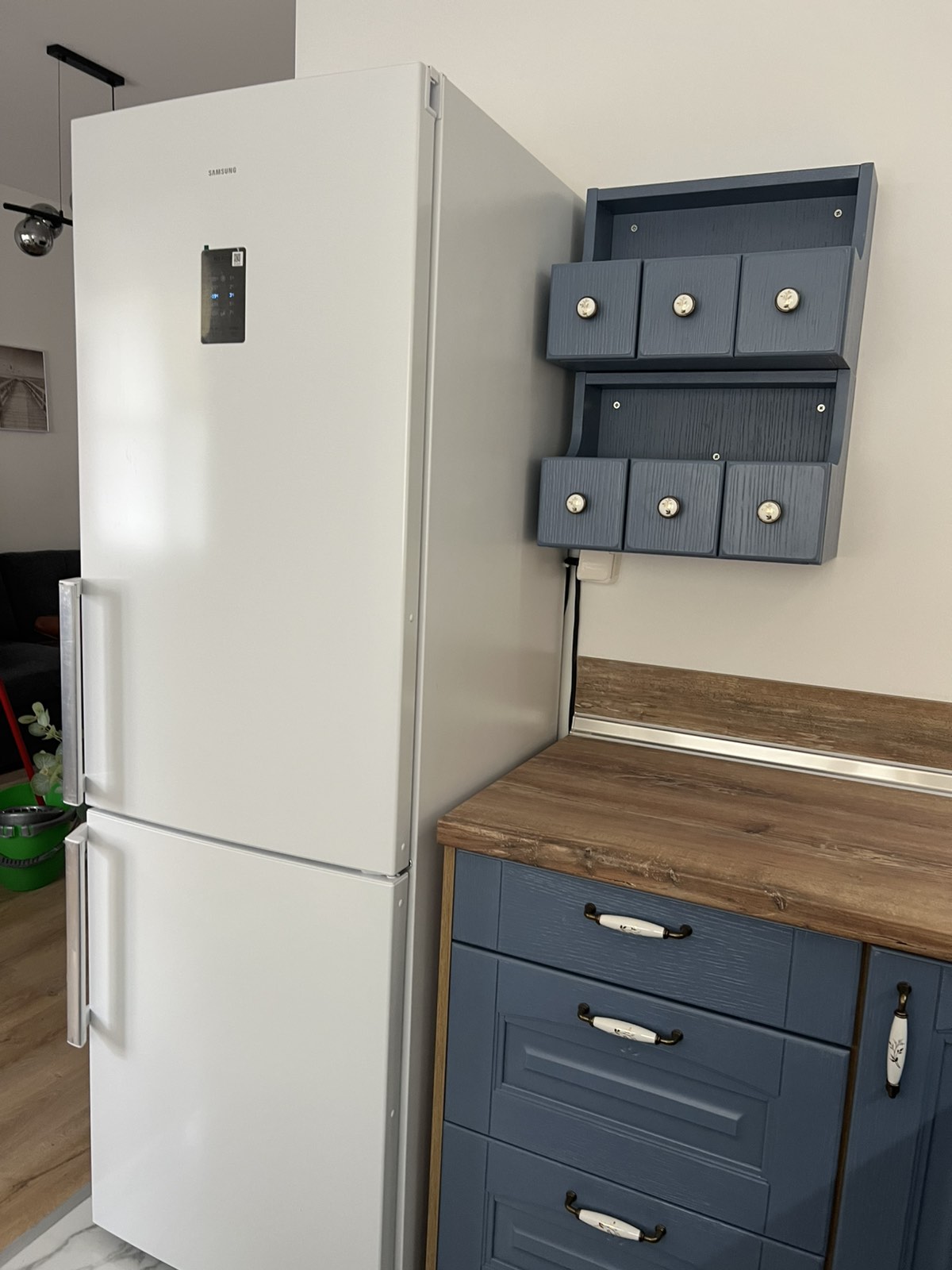 Двуспален апартамент кв. Възраждане до Локомотив - 12