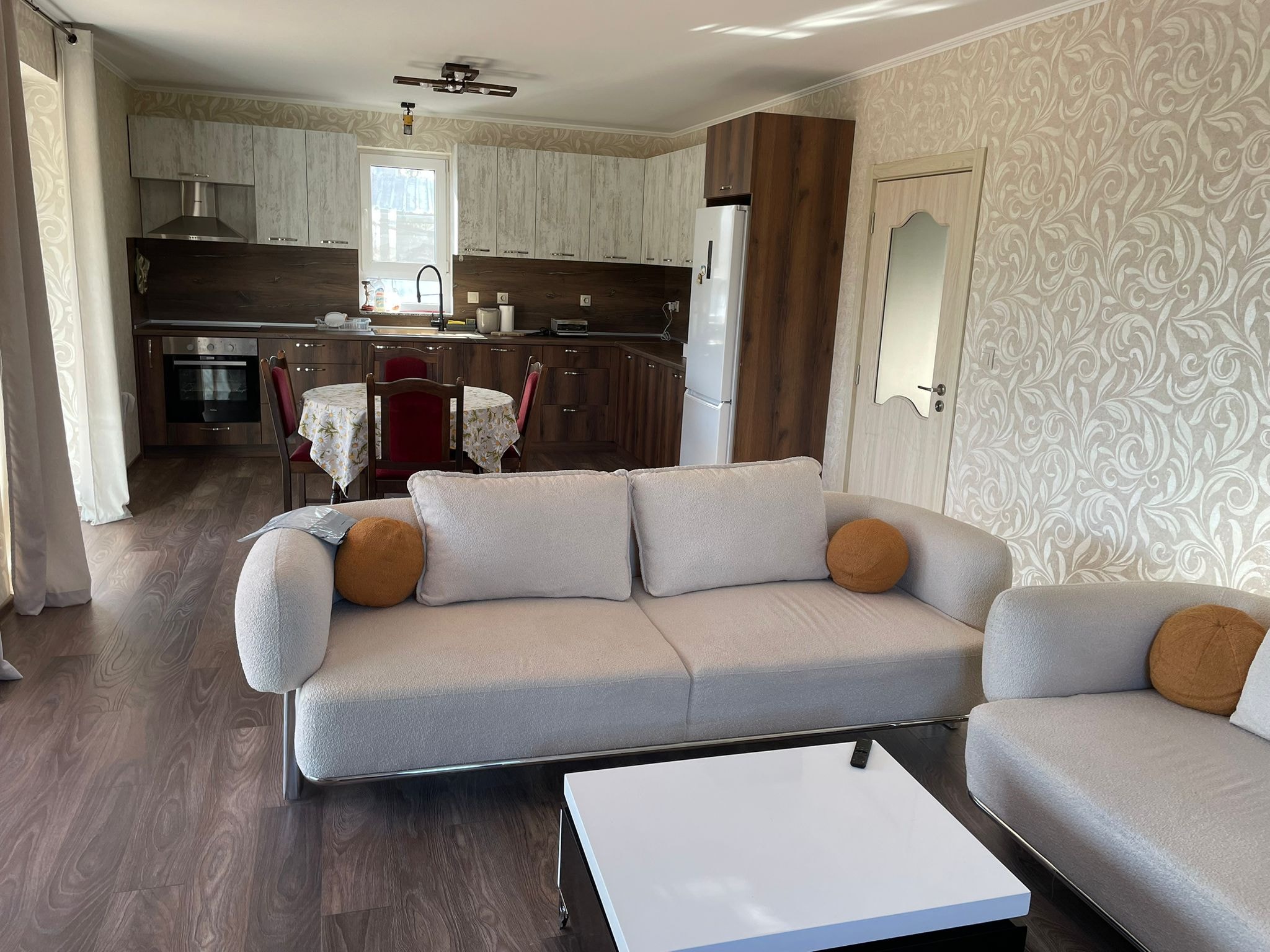 Новопостроена къща  село Червена вода - 5