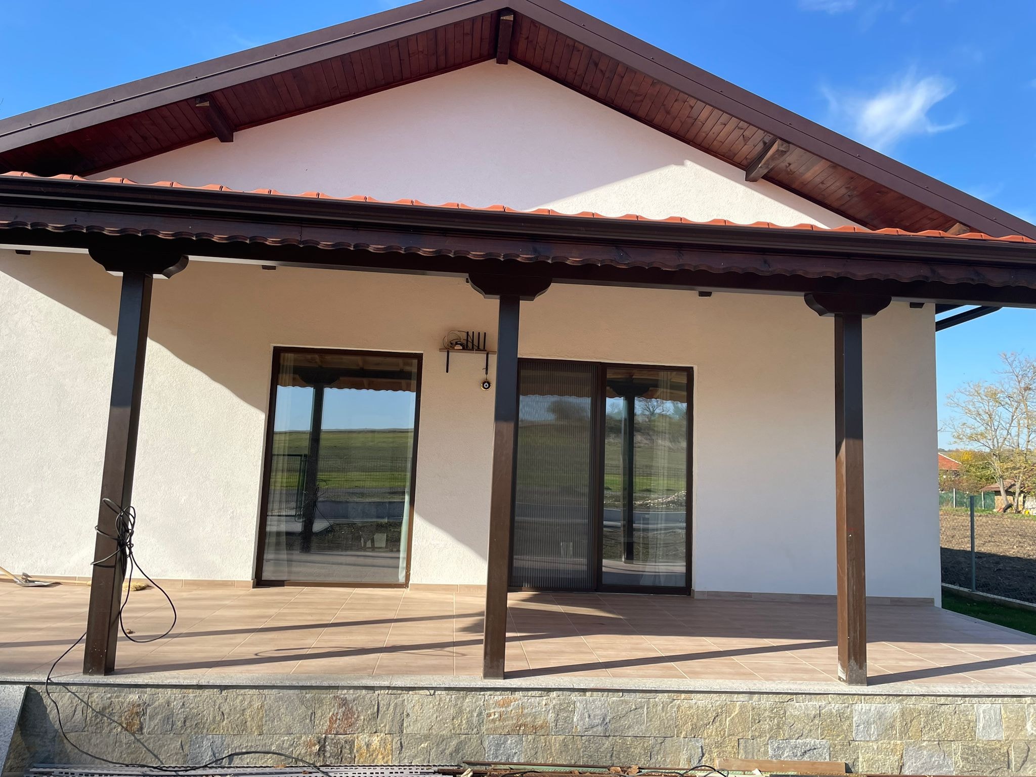 Новопостроена къща  село Червена вода - 10