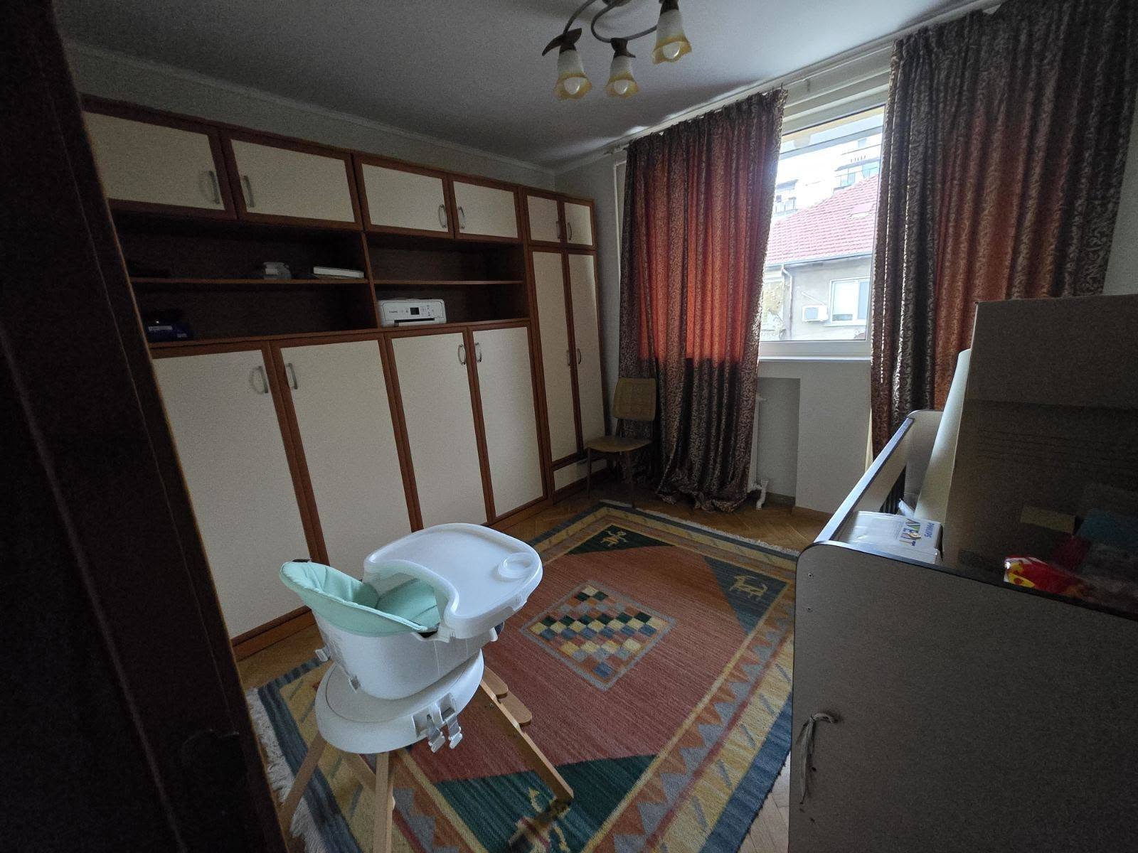 етаж от къща в кв . Родина 2 - 14