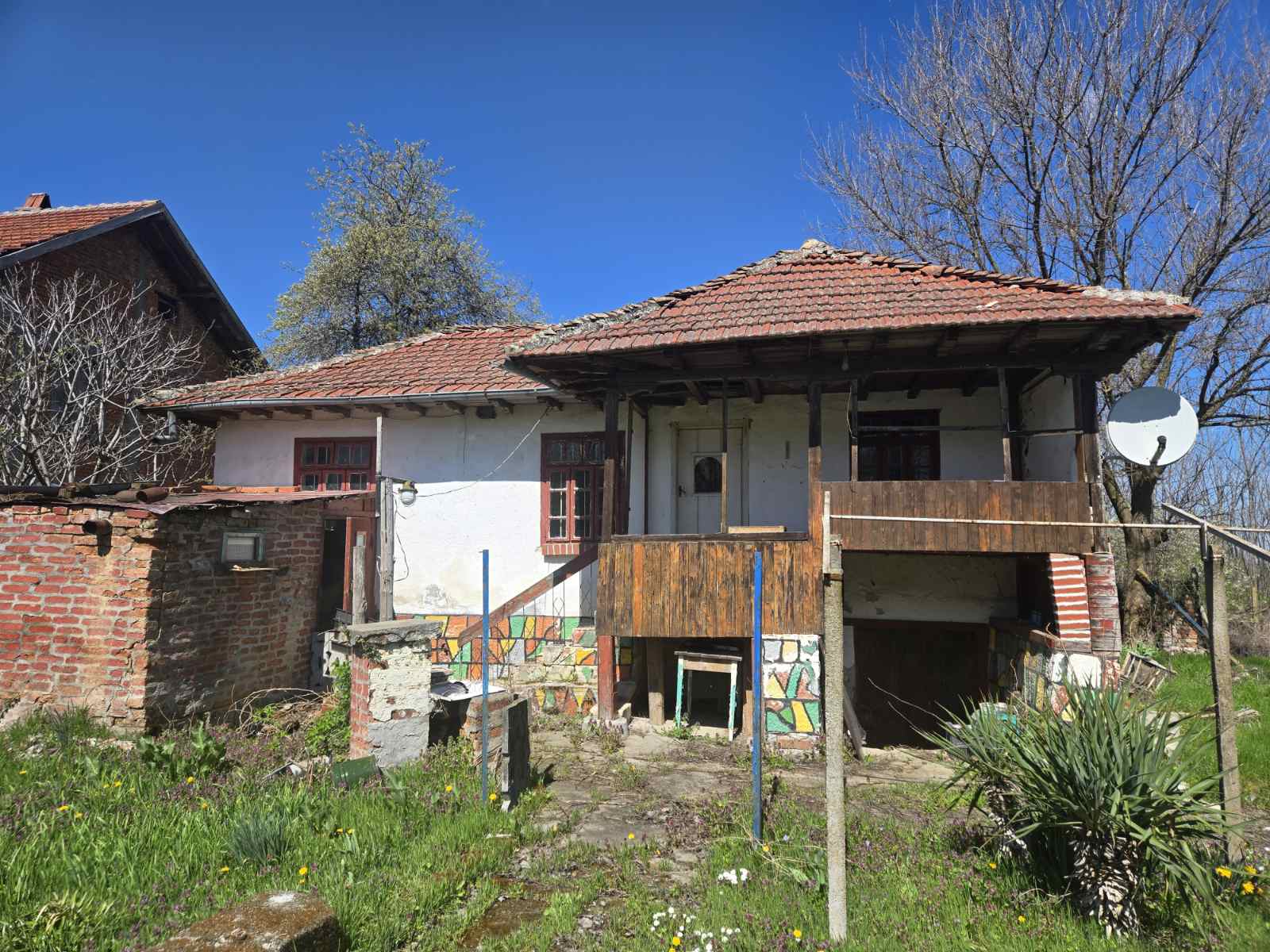 150 годишна къща с. Ново село