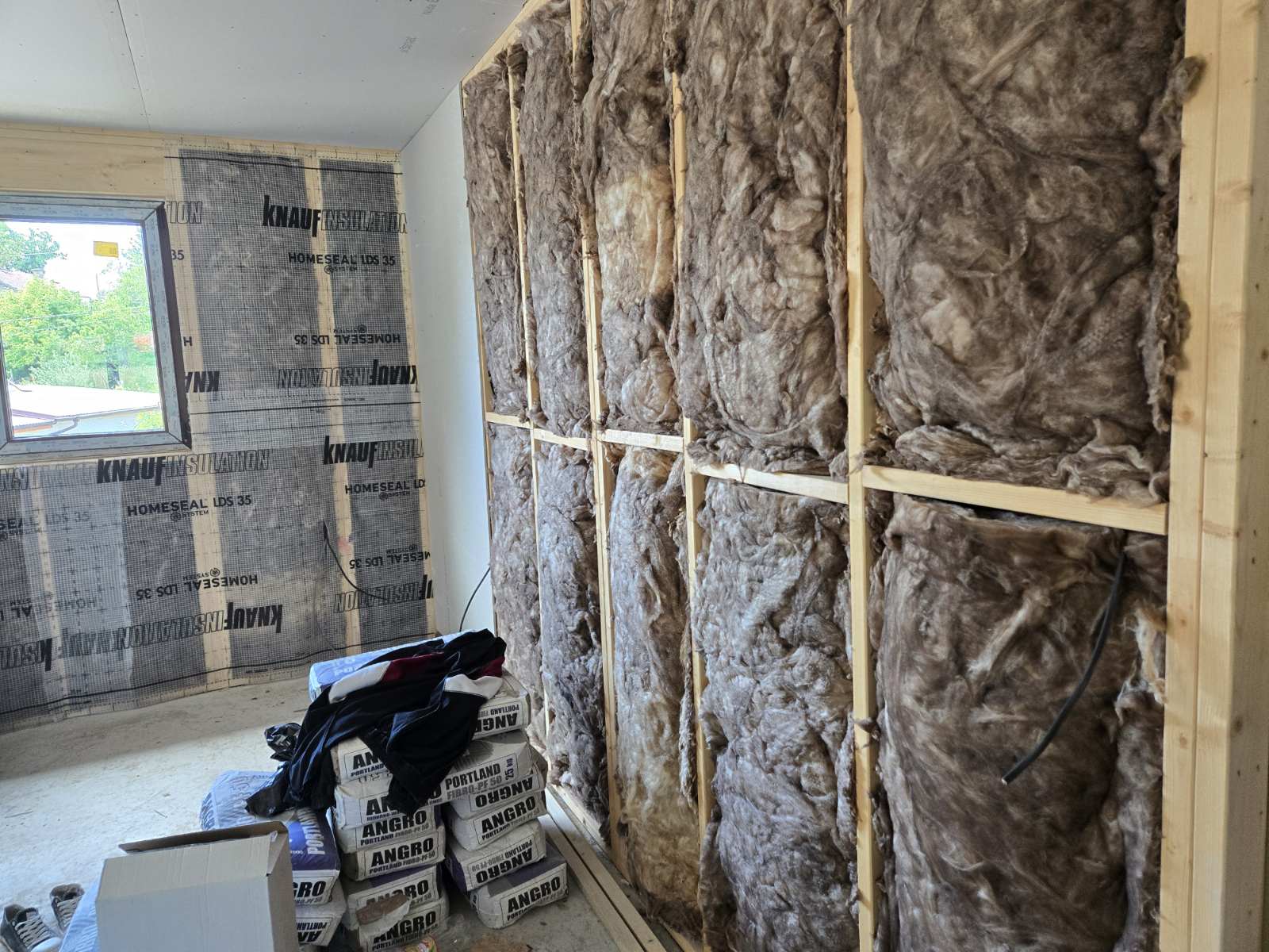 Новопостроена едноетажна къща с. Червена вода - 12