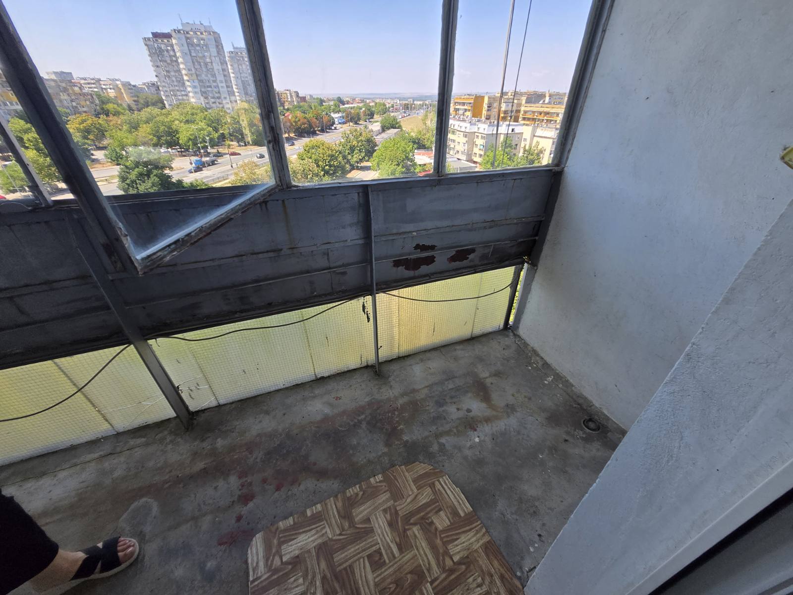 Продава се двустаен апартамент в кв. Чародейка-Юг, гр. Русе - 4