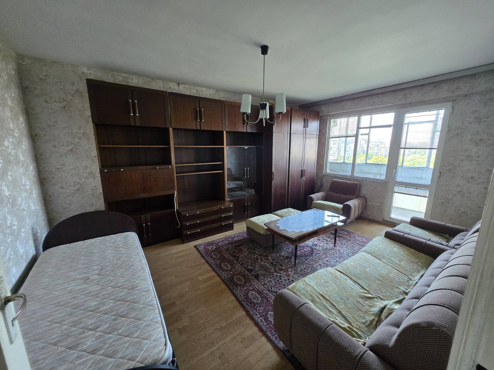 Продава се двустаен апартамент в кв. Чародейка-Юг, гр. Русе - 10