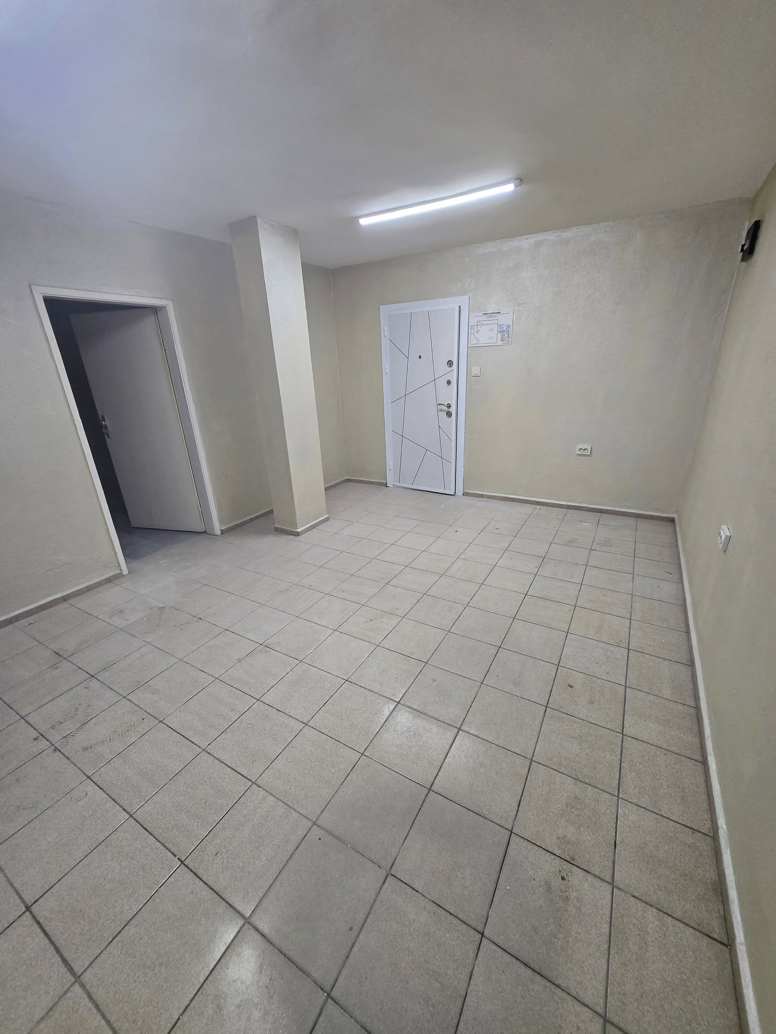 Офис център - 4