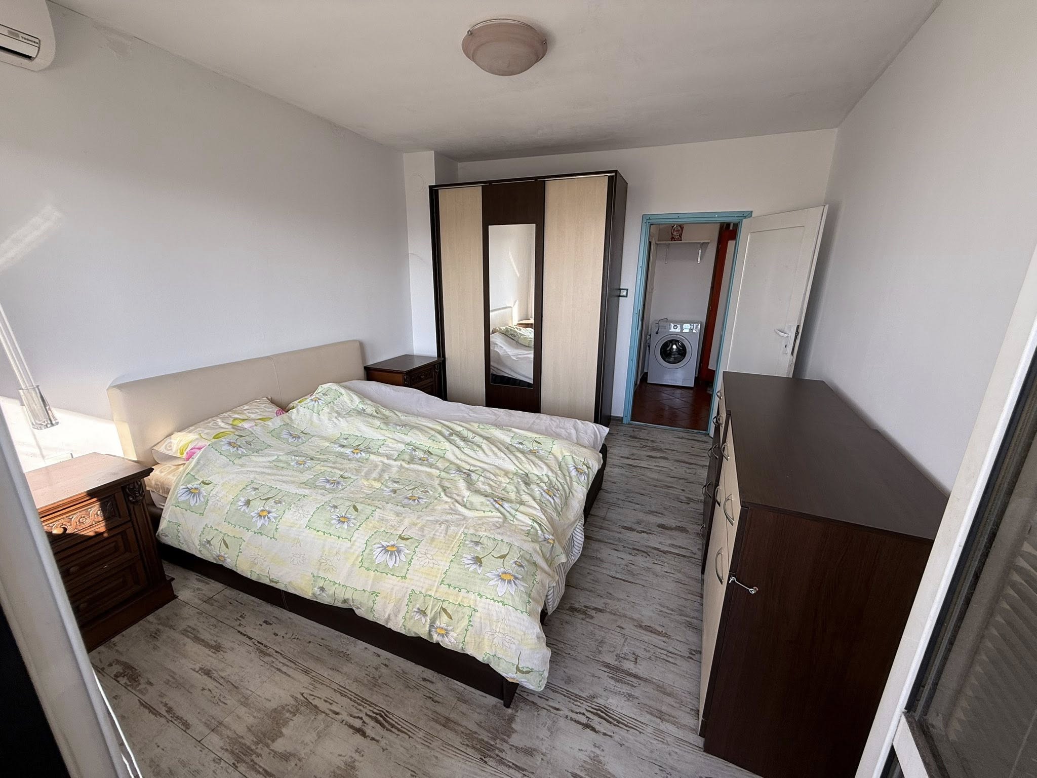 Просторен апартамент с гледка към река Дунав - 10