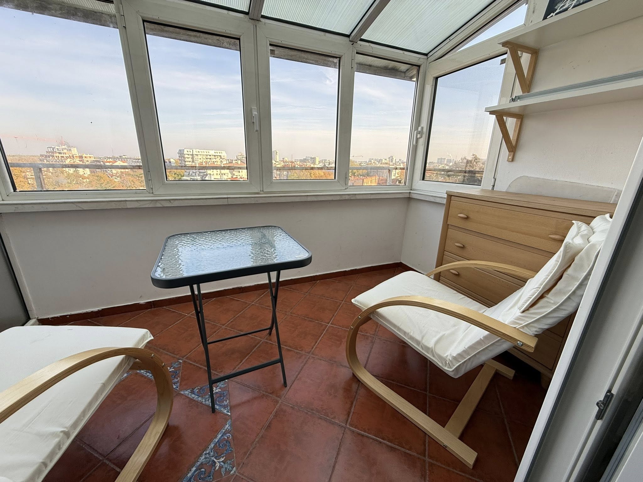 Просторен апартамент с гледка към река Дунав - 12